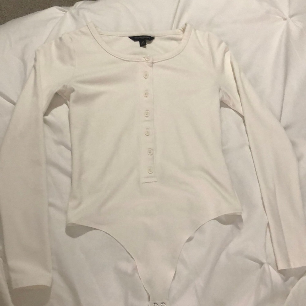 Banana Republic off white XS bodysuit with long sleeves.